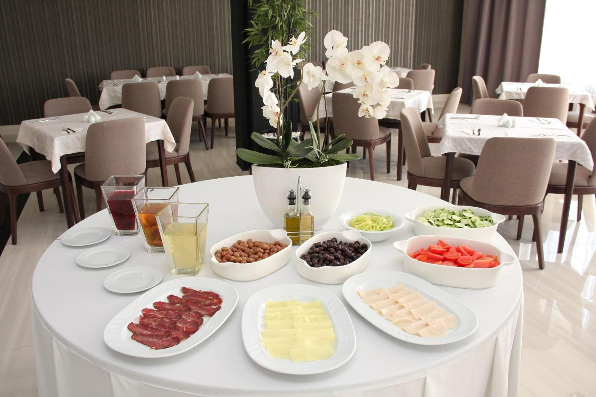 Bosphorus Hotel أليكسيناك المظهر الخارجي الصورة