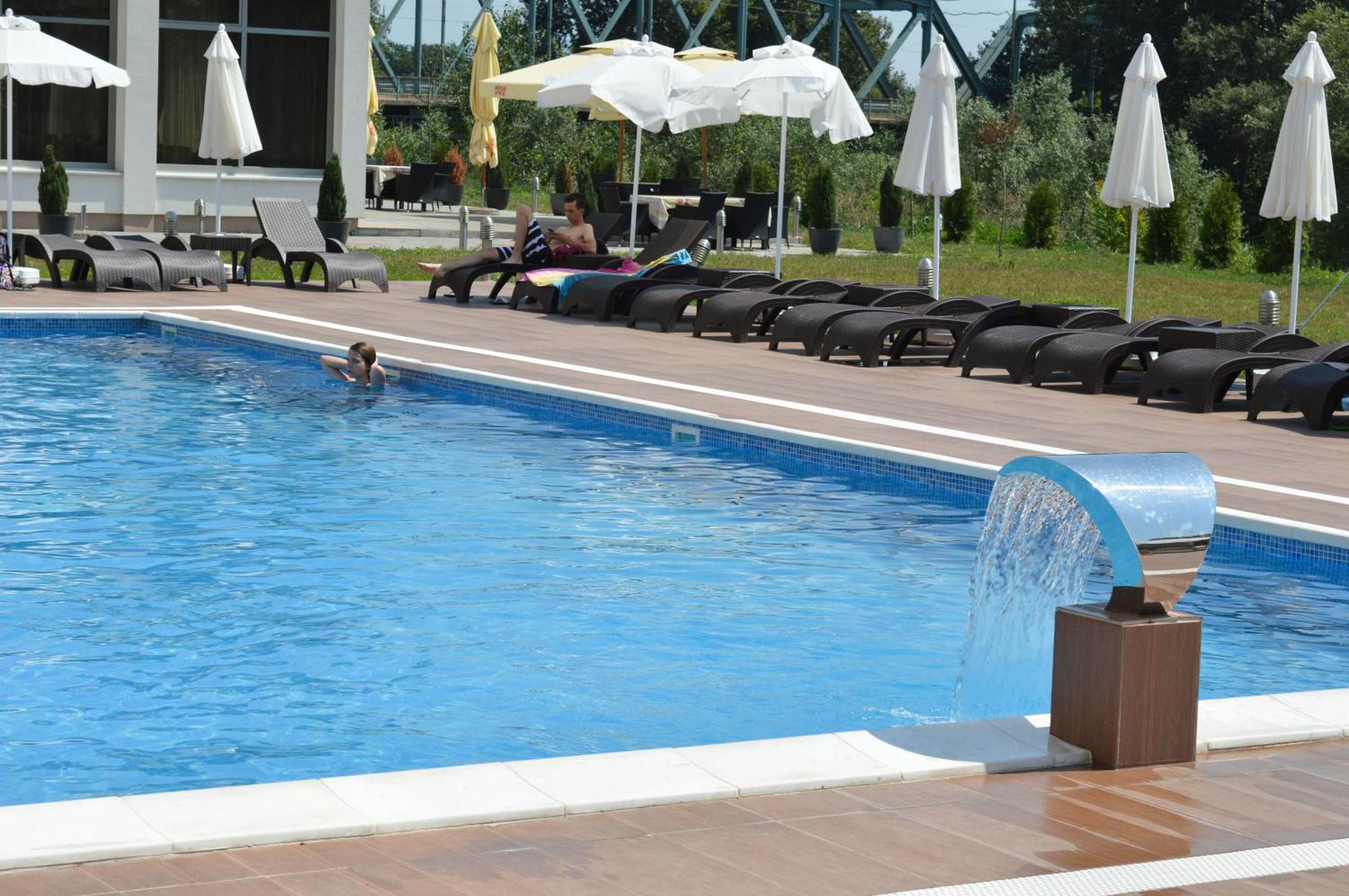 Bosphorus Hotel أليكسيناك المظهر الخارجي الصورة