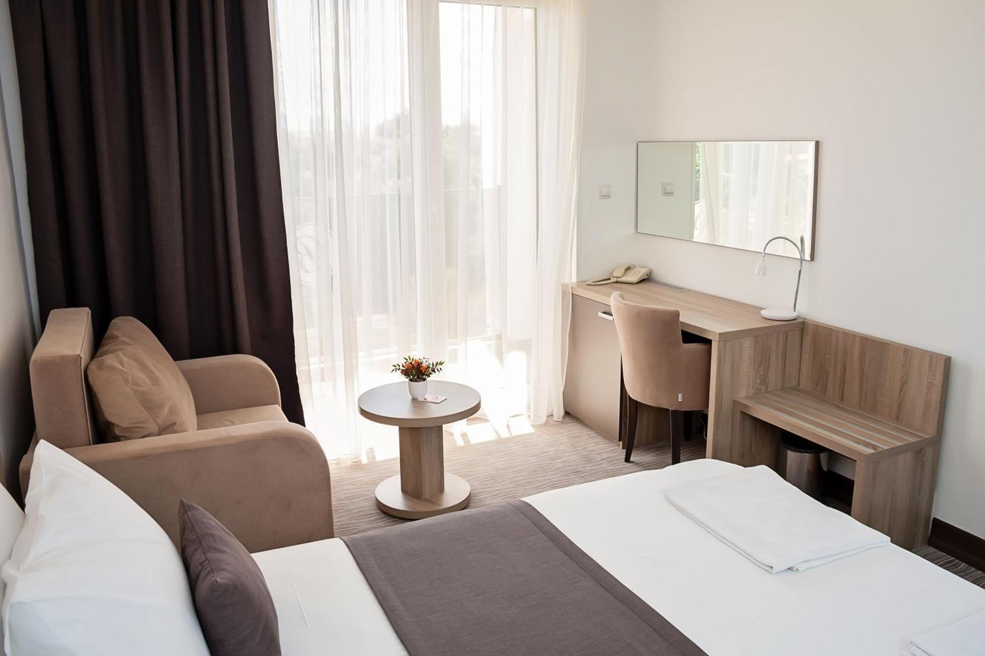 Bosphorus Hotel أليكسيناك المظهر الخارجي الصورة